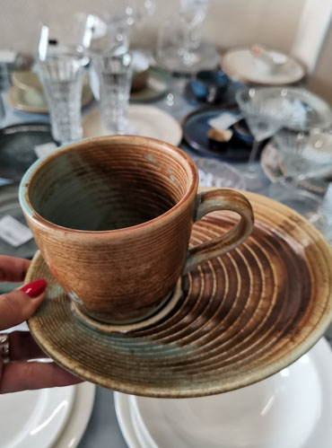 посуда керамическая коричневая 2023